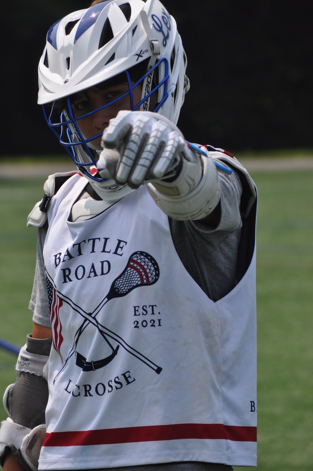 Player pointing on the field